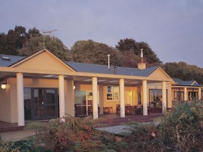 Stewart Island Lodge Oban  Exterior photo